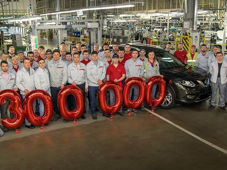 Компания Nissan выпустила на заводе в Санкт-Петербурге 300 000-й автомобиль